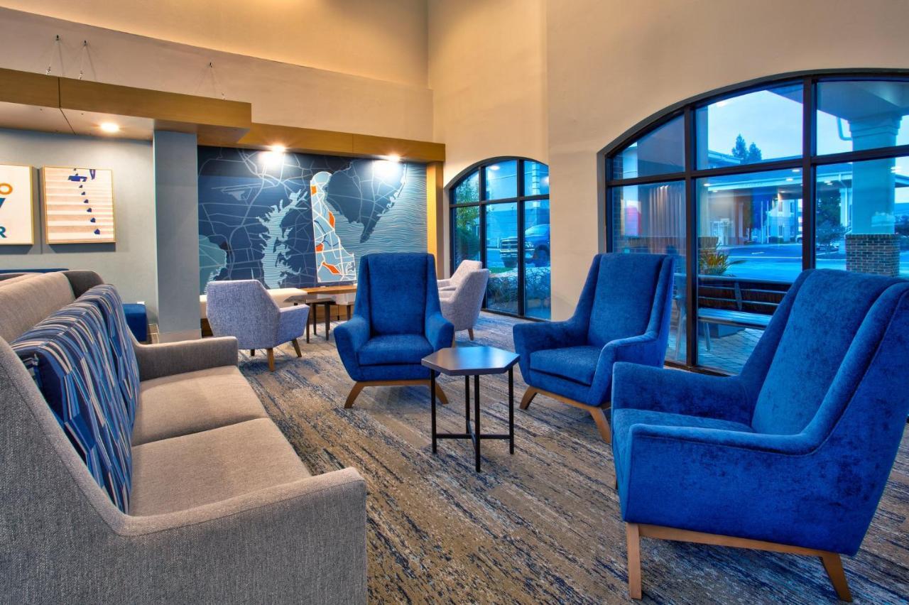 Holiday Inn Express Hotel & Suites Dover By Ihg Exterior foto