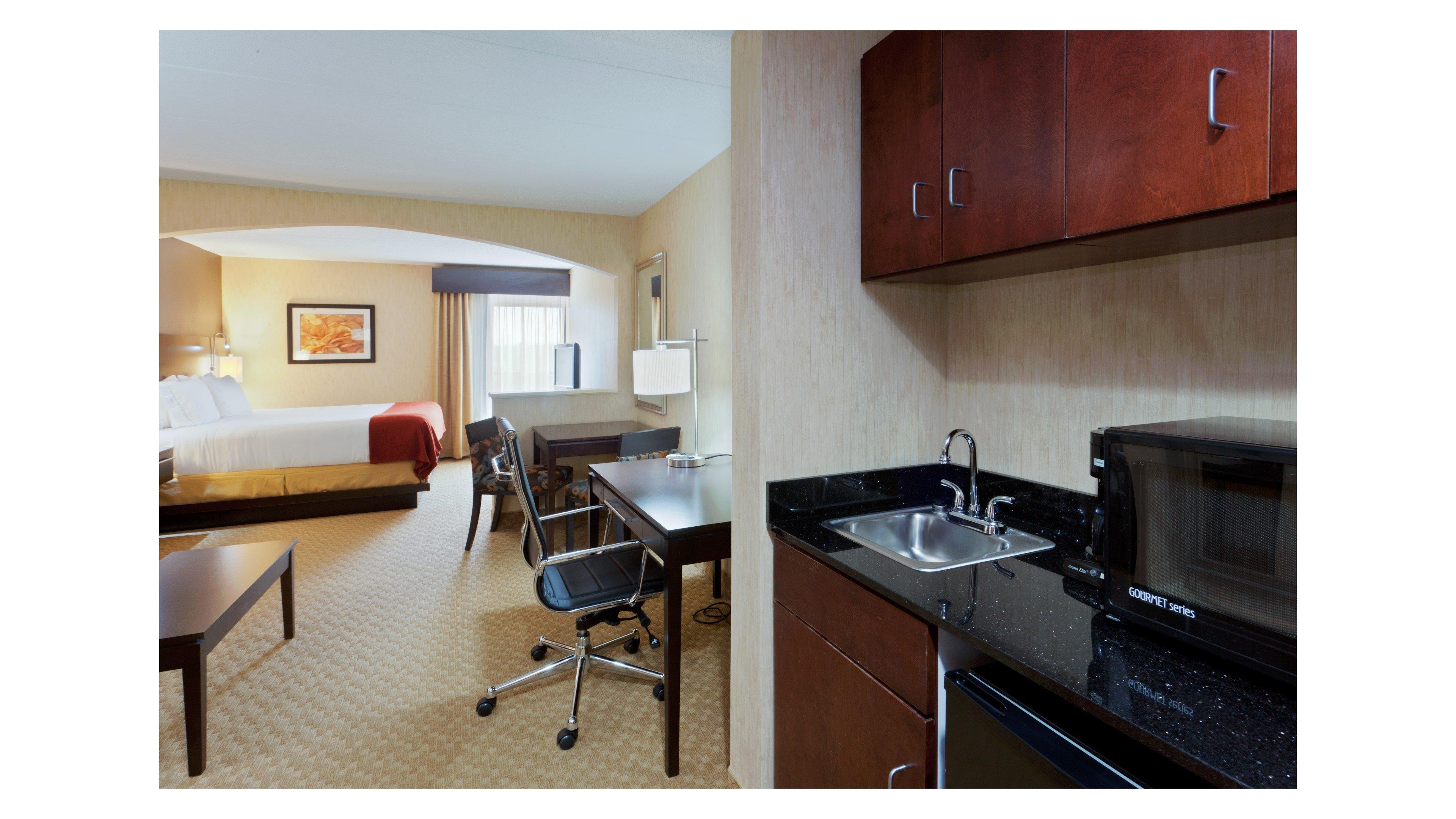 Holiday Inn Express Hotel & Suites Dover By Ihg Exterior foto